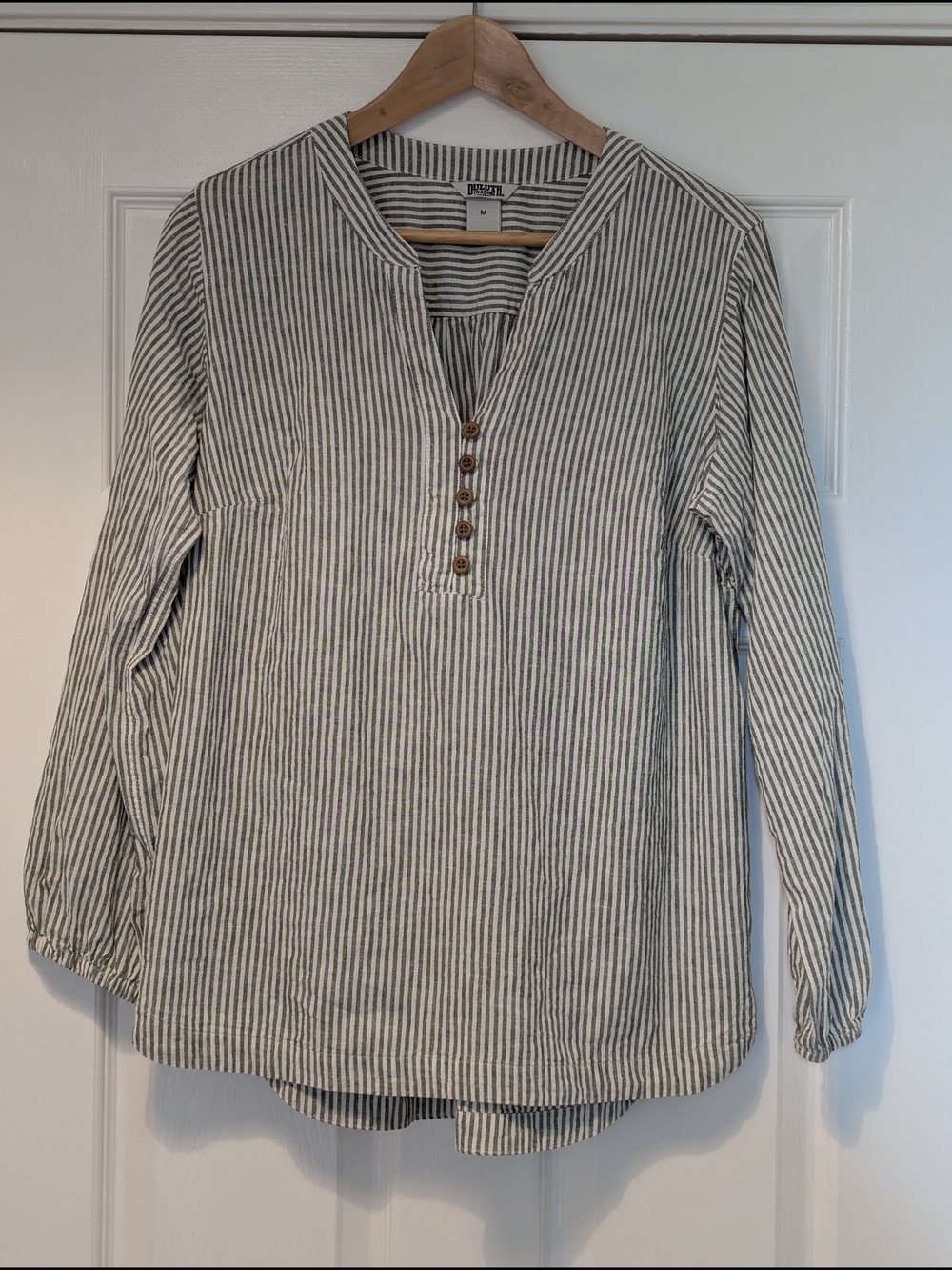 Duluth Trading Co Hemp-Cotton Blend Top
